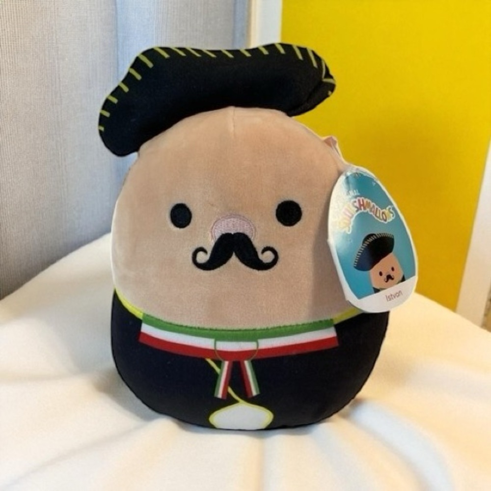 NWT Squishmallow Istvan 7” – Mexican Exclusive Mariachi Plush